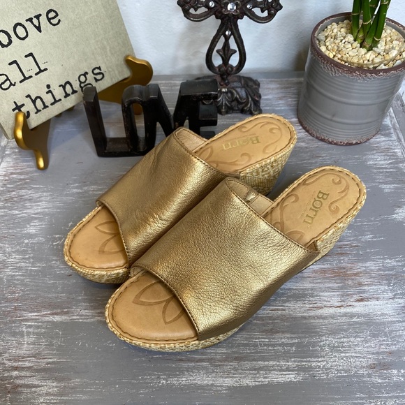 Born Tilda gold leather basket weave wedge heel sandals Size 7M - Picture 11 of 11